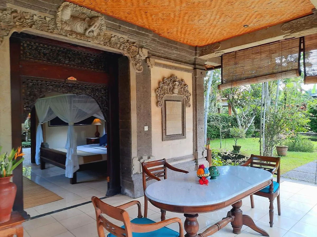 Alam Shanti Ubud 4*,