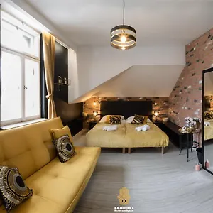 Kazimierz Square Couette-café